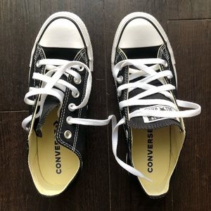 Black Converse NWT